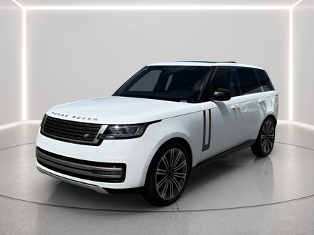 2026 Land Rover Range Rover SE SUV