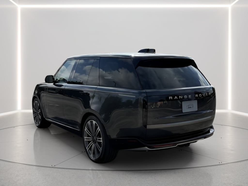 New 2025 Land Rover Range Rover SE SUV