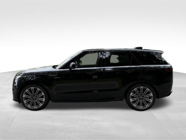 2025 Land Rover Range Rover Sport SE photo 2
