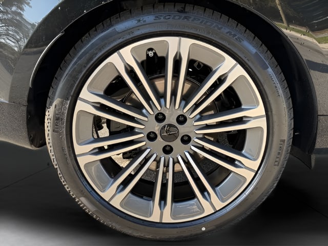 2026 Land Rover Range Rover SE - Photo 11