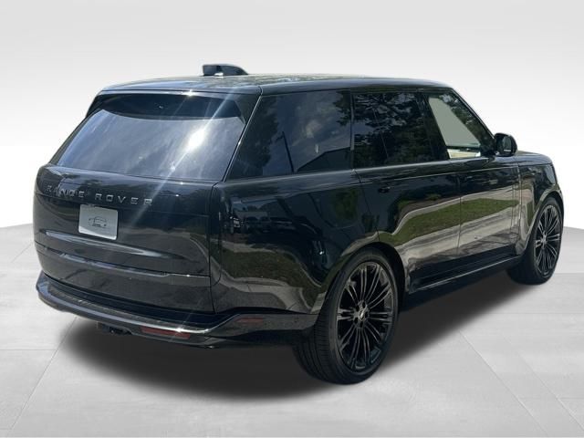 2025 Land Rover Range Rover SE photo 4