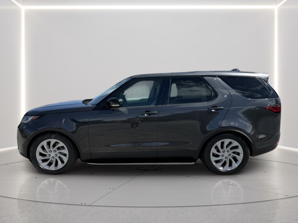 New 2025 Land Rover Discovery S SUV