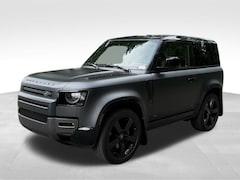 2025 Land Rover Defender 90 V8 SUV