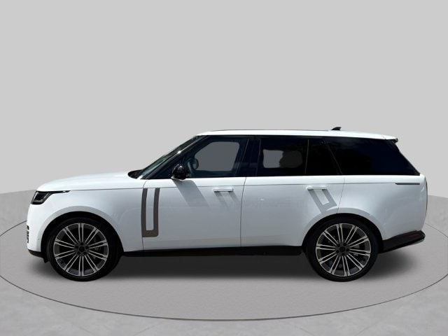 2026 Land Rover Range Rover SE - Photo 8
