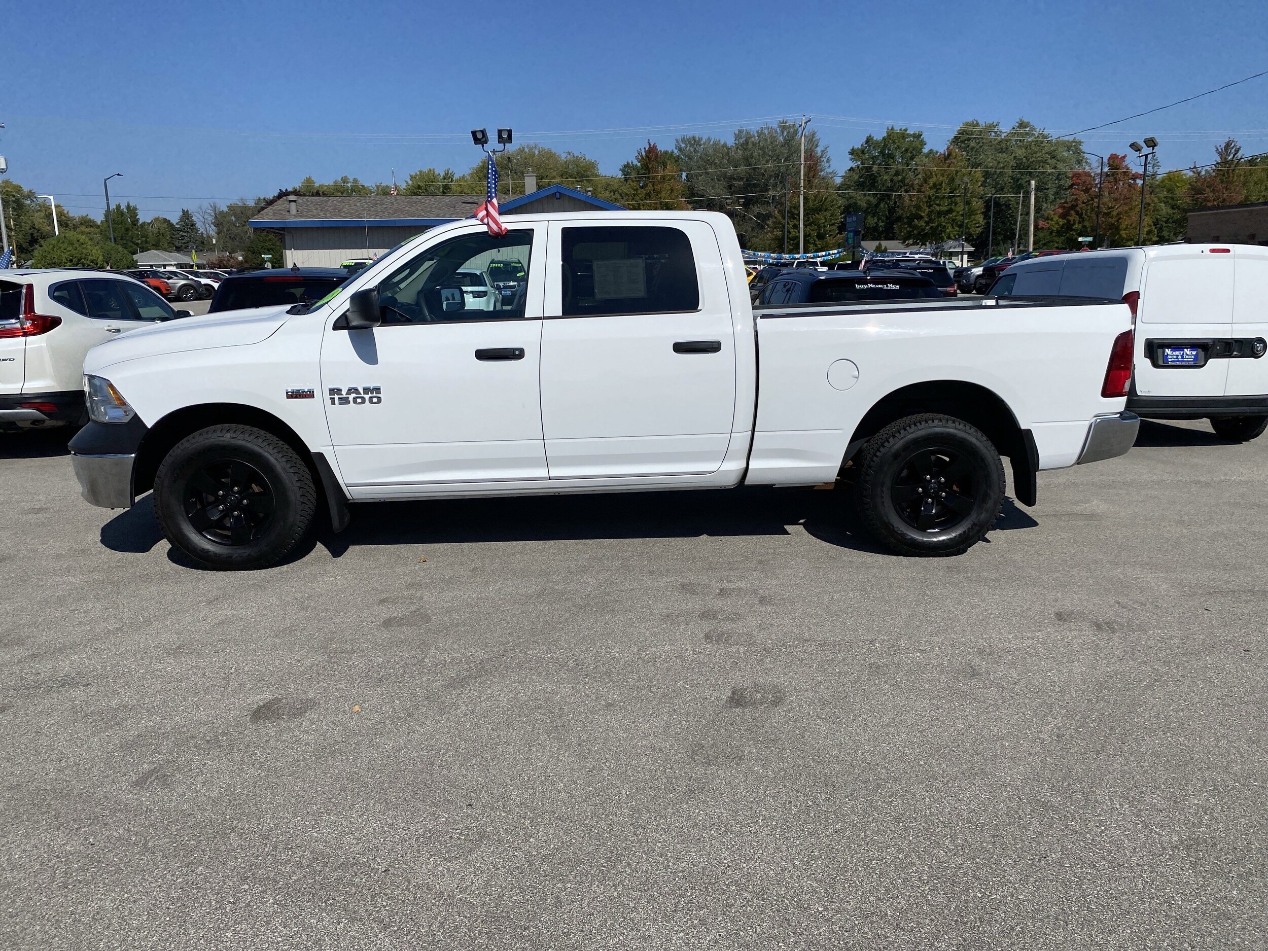 2018 Ram 1500 Tradesman photo 3