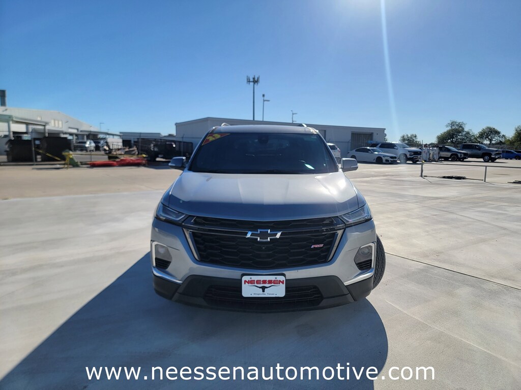 Used 2023 Chevrolet Traverse RS SUV