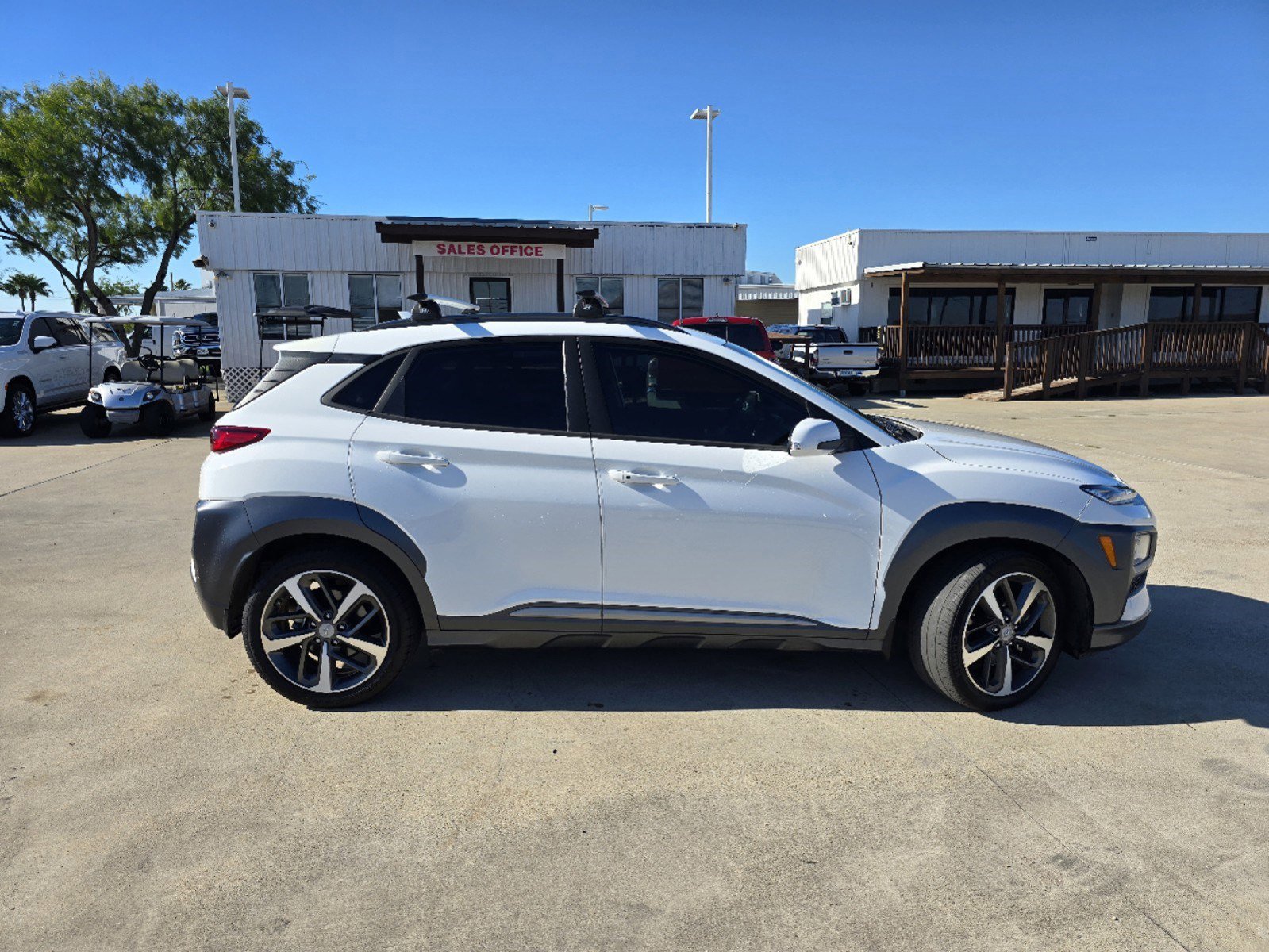 Used 2021 Hyundai Kona Limited with VIN KM8K33A58MU710351 for sale in Kingsville, TX