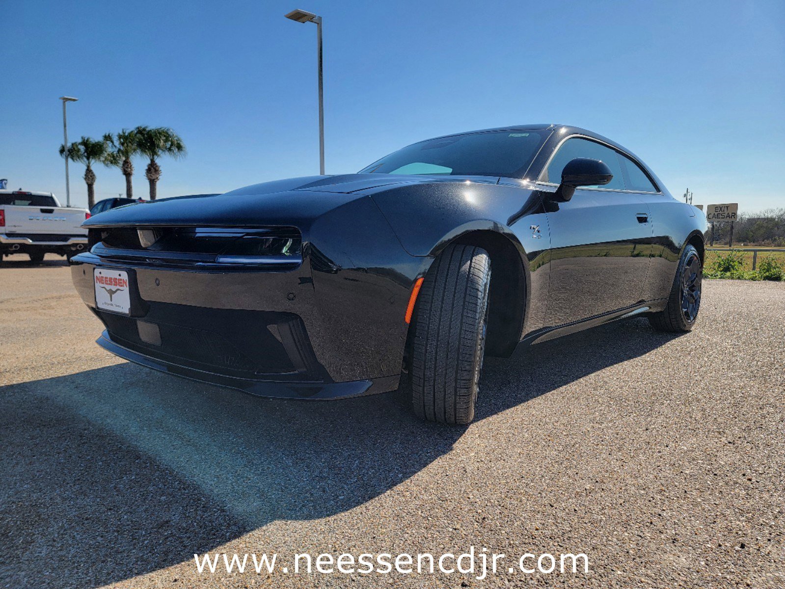 2025 Dodge Charger Daytona R/T AWD photo 3