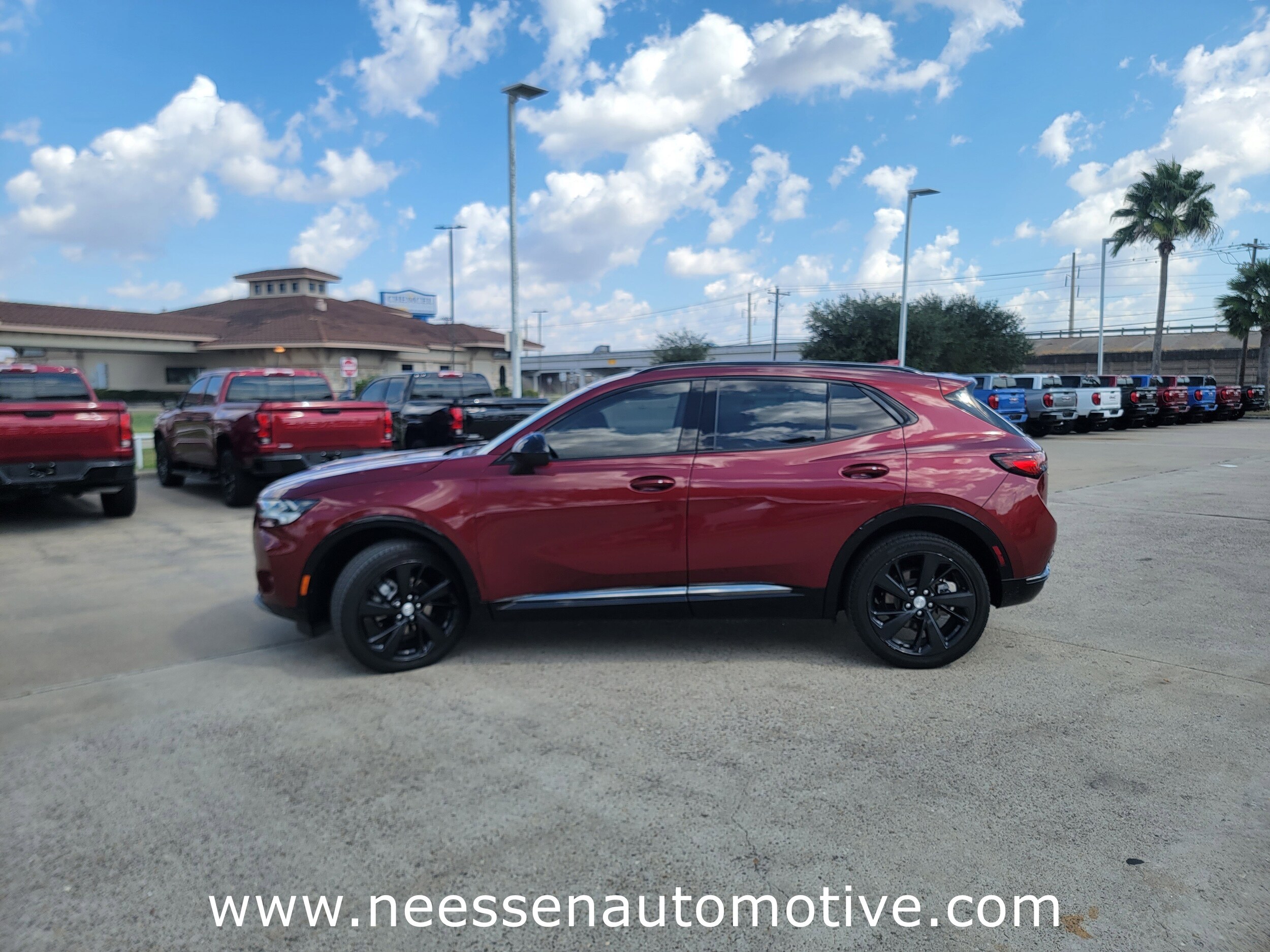 2021 Buick Envision Essence photo 4