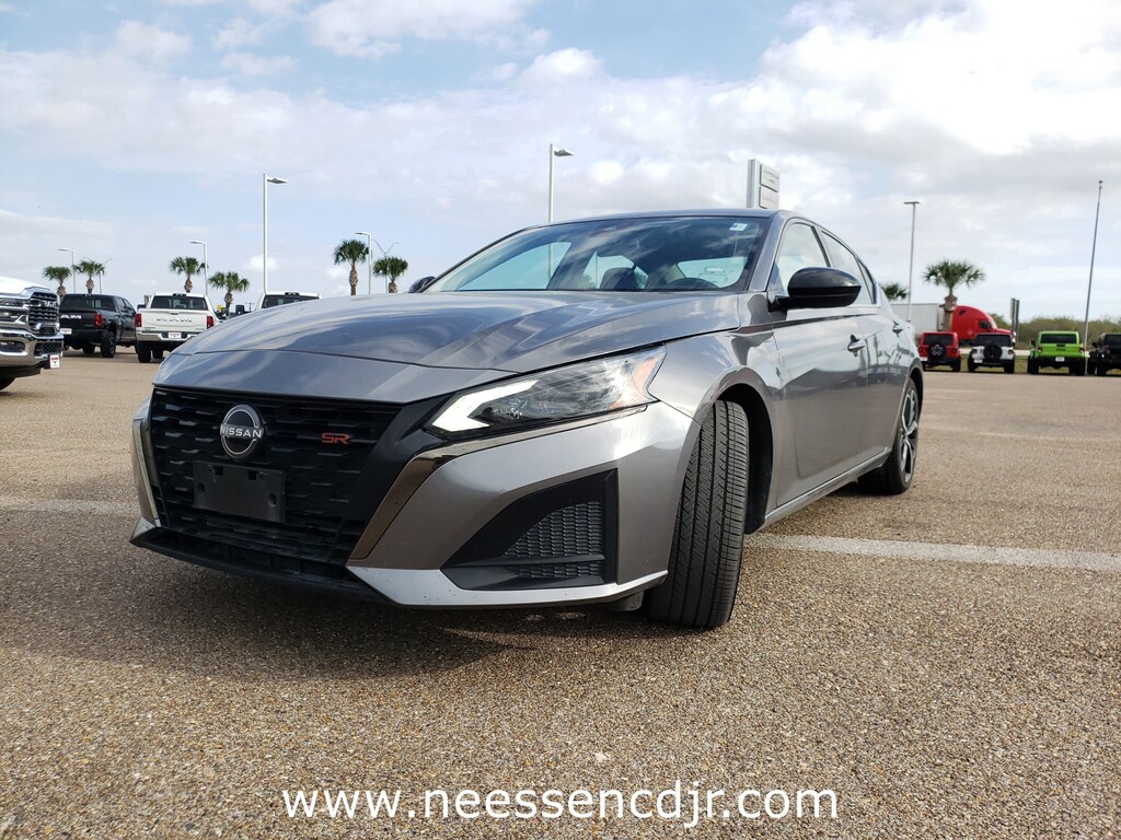 Used 2024 Nissan Altima 2.5 SR Sedan