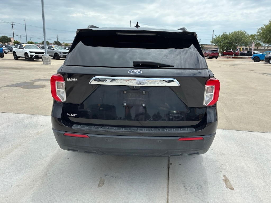 Used 2022 Ford Explorer XLT SUV