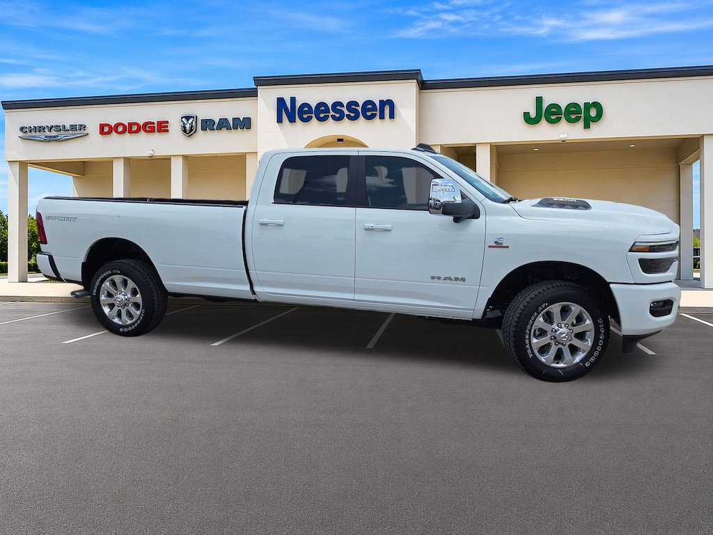 New 2026 Ram 3500 LARAMIE CREW CAB 4X4 8' BOX Pickup