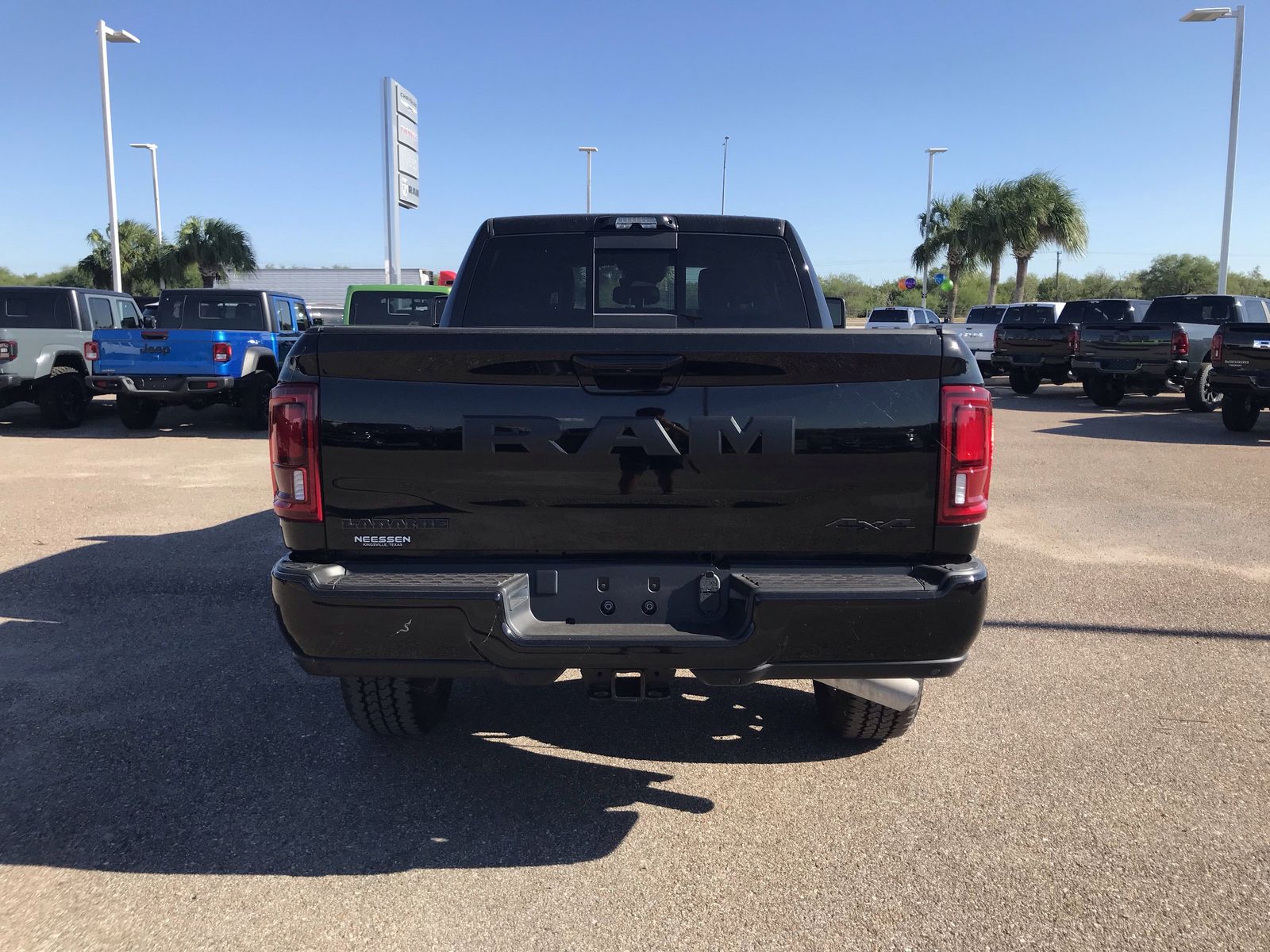 2025 RAM 2500 Laramie - Photo 6