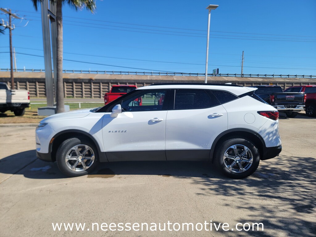 Used 2024 Chevrolet Blazer LT w/2LT SUV