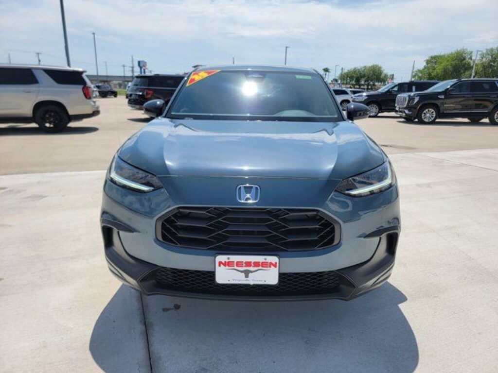 Used 2025 Honda HR-V Sport SUV