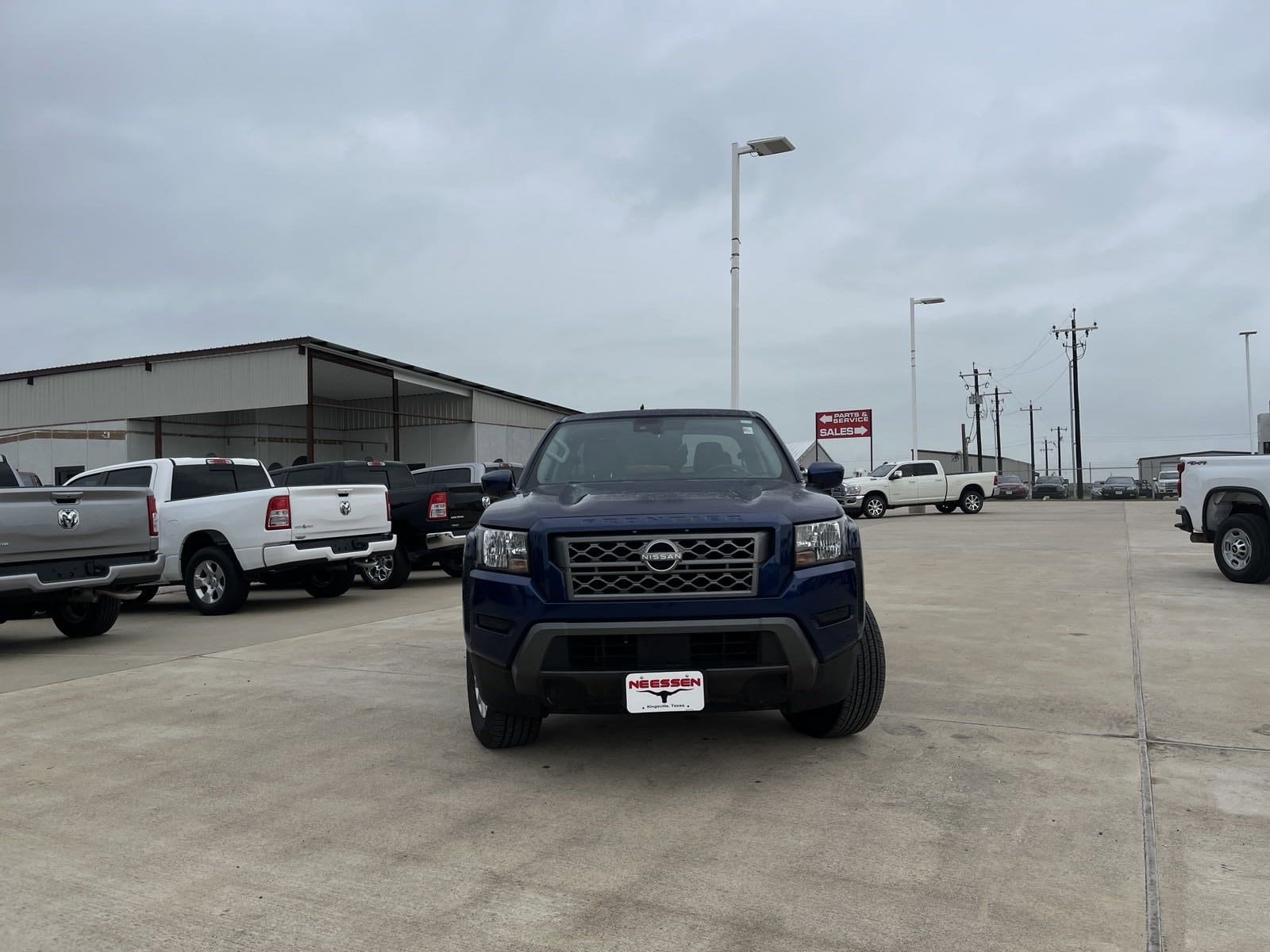 Used 2023 Nissan Frontier SV with VIN 1N6ED1EJ9PN645368 for sale in Kingsville, TX