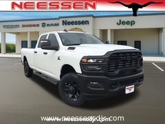 2026 Ram 3500 TRADESMAN CREW CAB 4X4 8' BOX Pickup