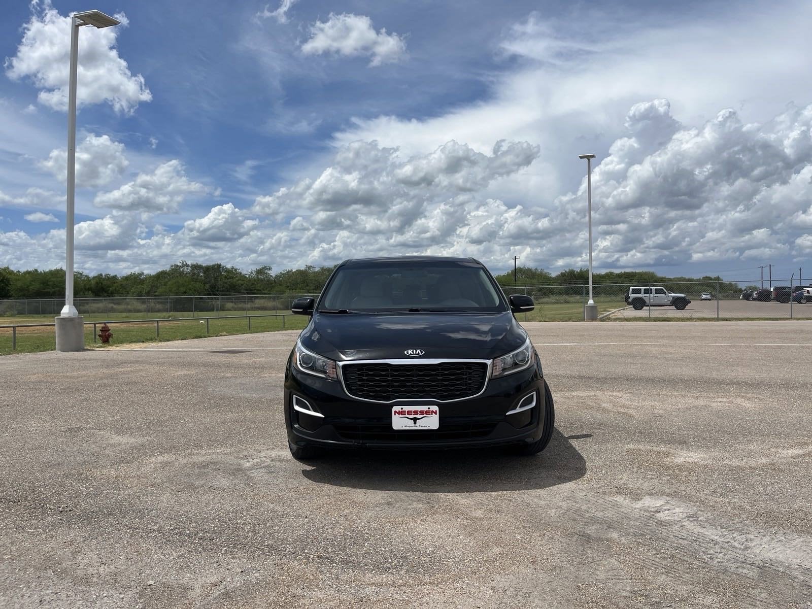 Used 2020 Kia Sedona LX with VIN KNDMB5C12L6587140 for sale in Kingsville, TX