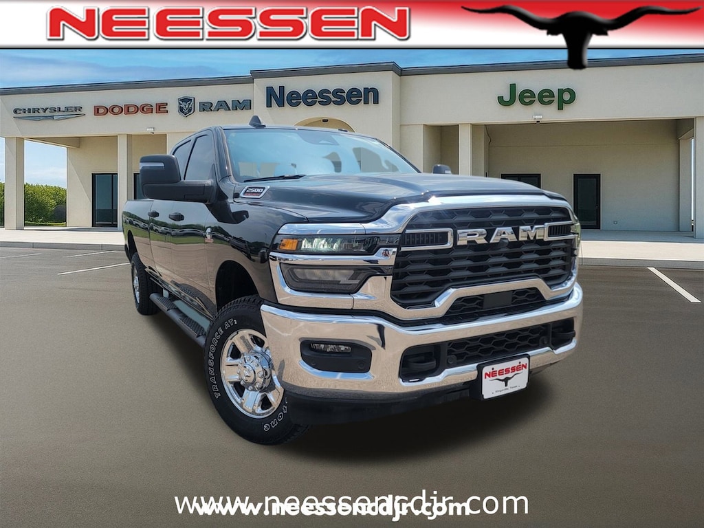 New 2025 Ram 2500 TRADESMAN CREW CAB 4X4 8' BOX Pickup