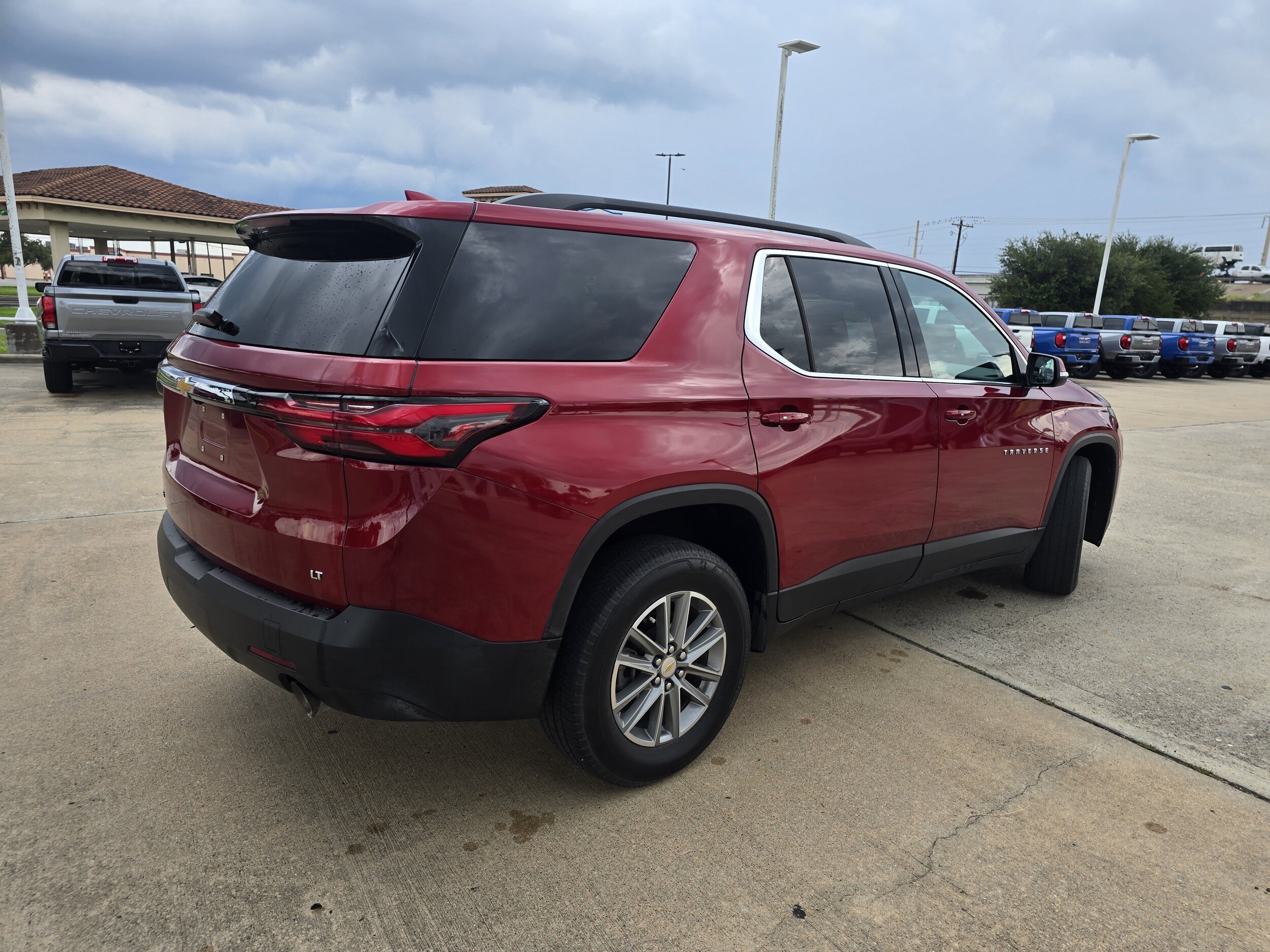 2023 Chevrolet Traverse Cloth 1LT photo 3