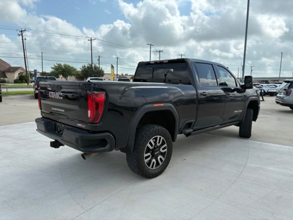 Used 2022 GMC Sierra 2500HD AT4 Truck