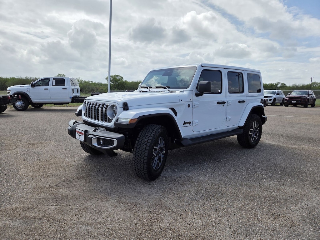 New 2026 Jeep Wrangler 4-DOOR SAHARA Sport Utility