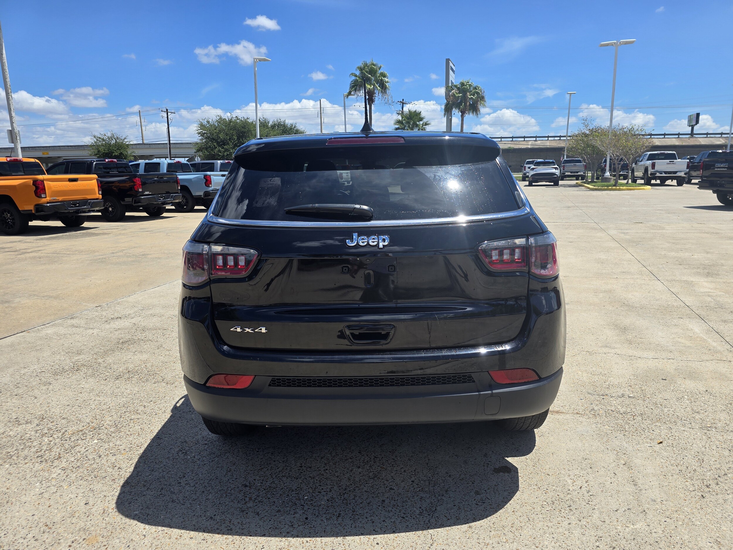 2025 Jeep Compass Sport photo 4