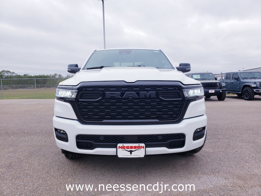 New 2026 Ram 1500 LONE STAR CREW CAB 4X2 5'7 BOX Pickup