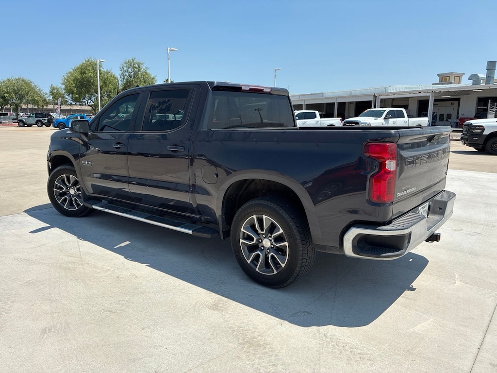 Used 2022 Chevrolet Silverado 1500 LT Truck