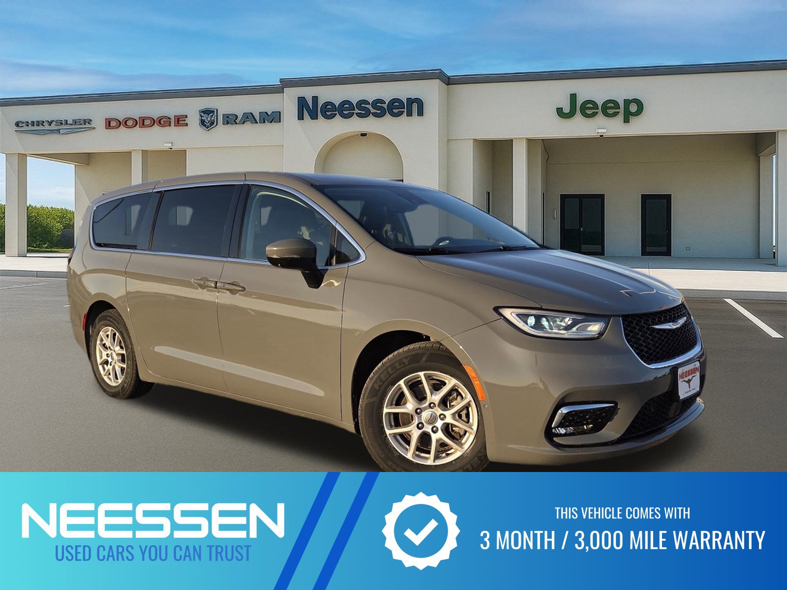 2023 Chrysler Pacifica Touring L