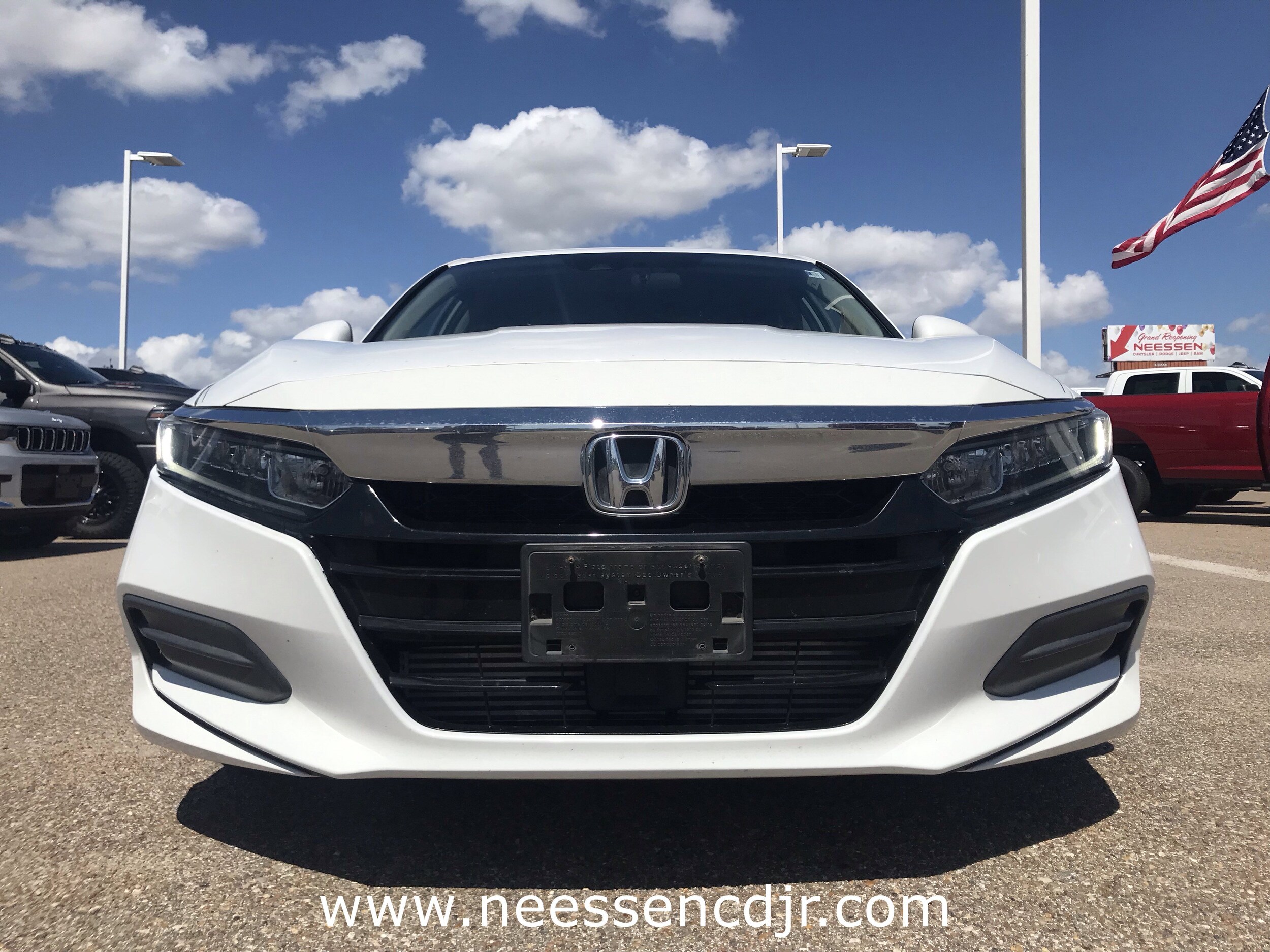 2018 Honda Accord LX photo 2