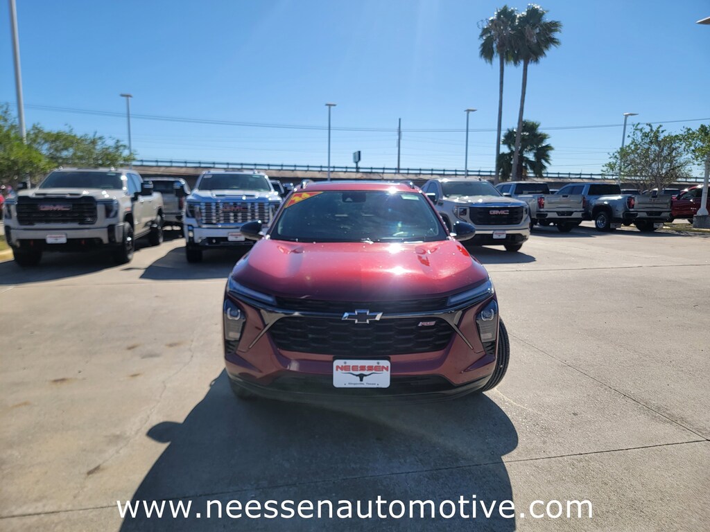 Used 2024 Chevrolet Trax 2RS SUV