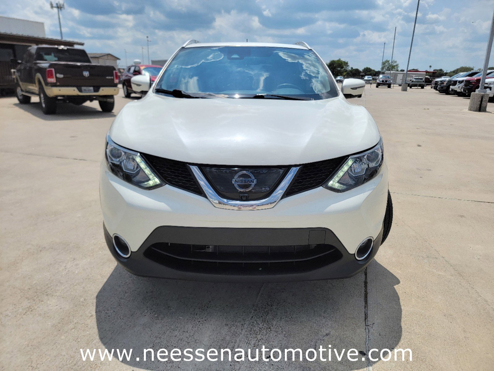 Used 2017 Nissan Rogue Sport SL with VIN JN1BJ1CP4HW012703 for sale in Kingsville, TX