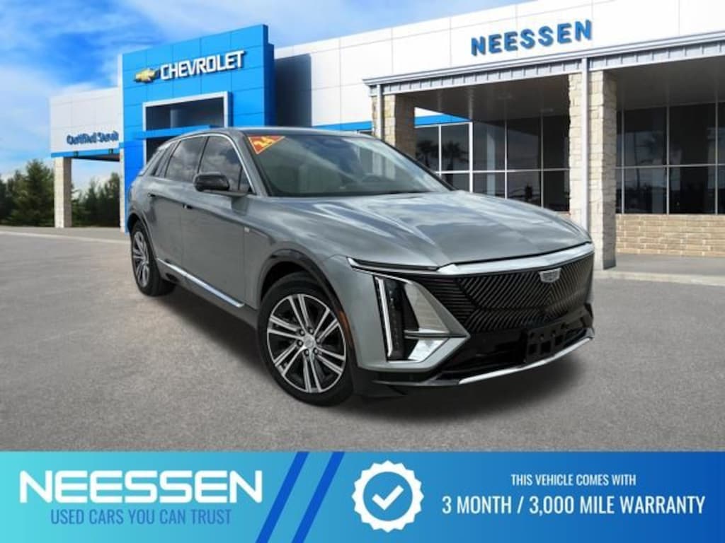 Used 2024 Cadillac Lyriq Luxury SUV
