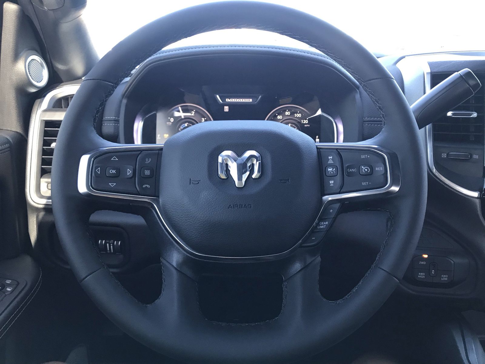2025 RAM 2500 Laramie - Photo 41