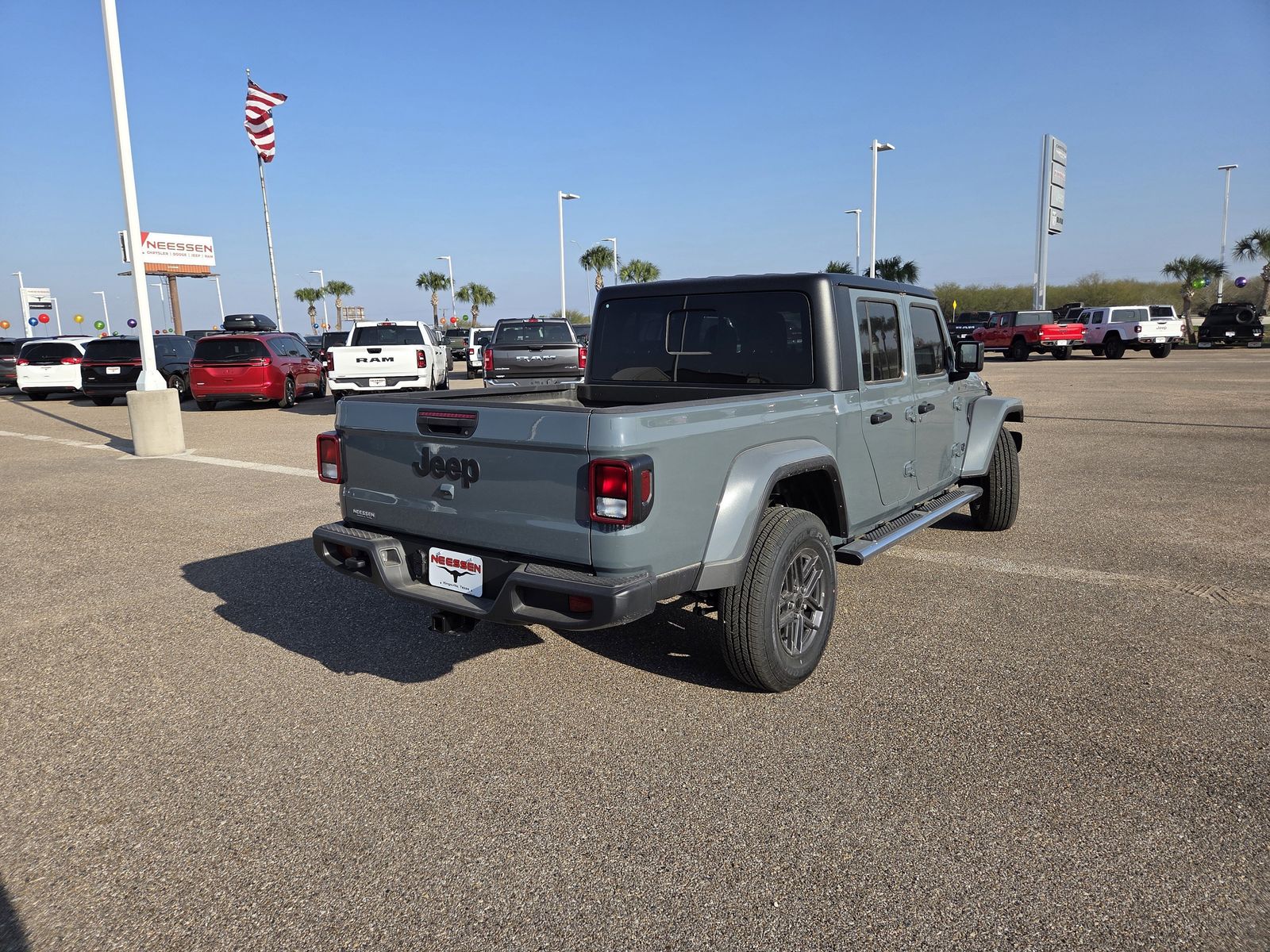 2025 Jeep Gladiator Sport S - Photo 7