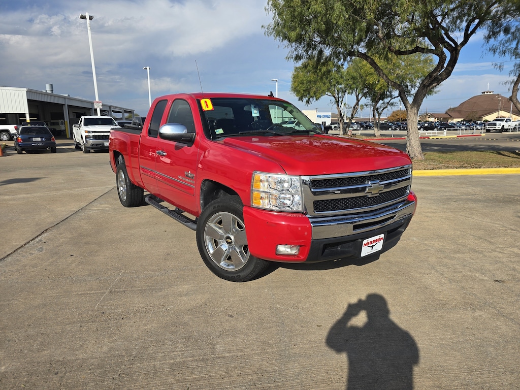 Used 2011 Chevrolet Silverado 1500 LT Truck Extended Cab