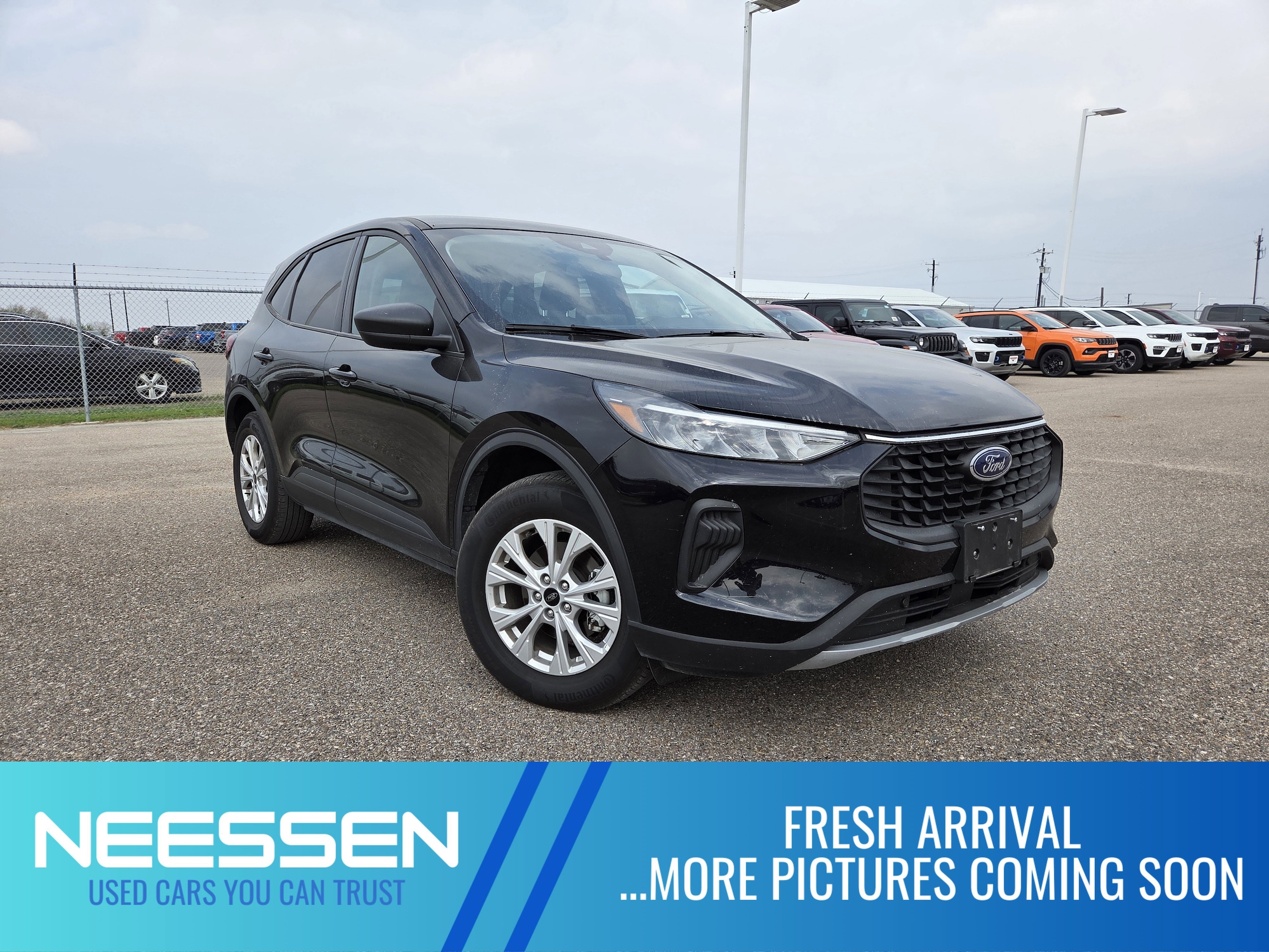 2025 Ford Escape Active's photo