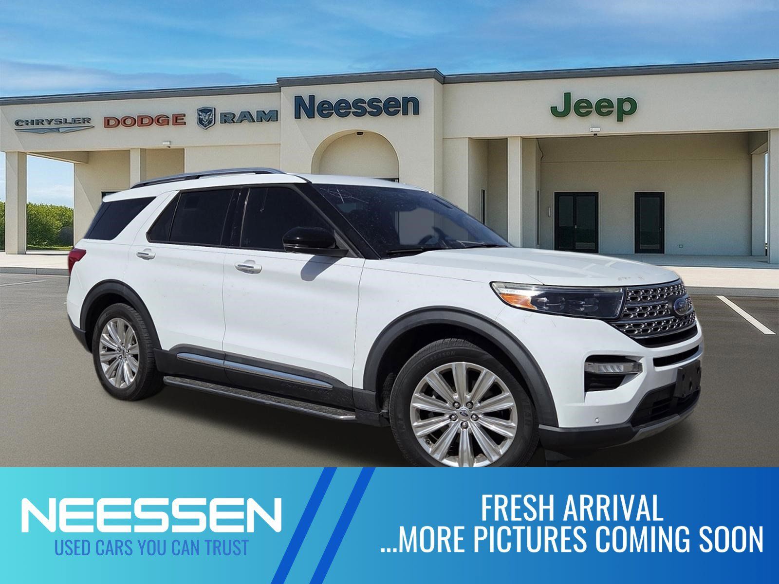 2020 Ford Explorer Limited RWD's photo