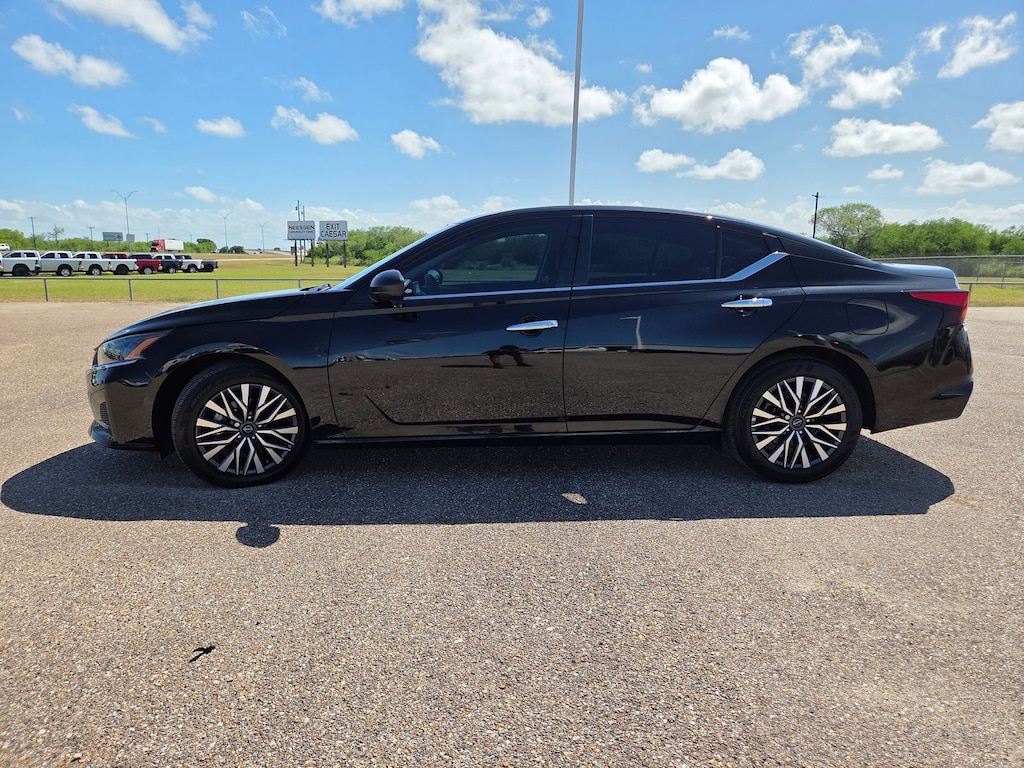 Used 2025 Nissan Altima 2.5 SV Sedan