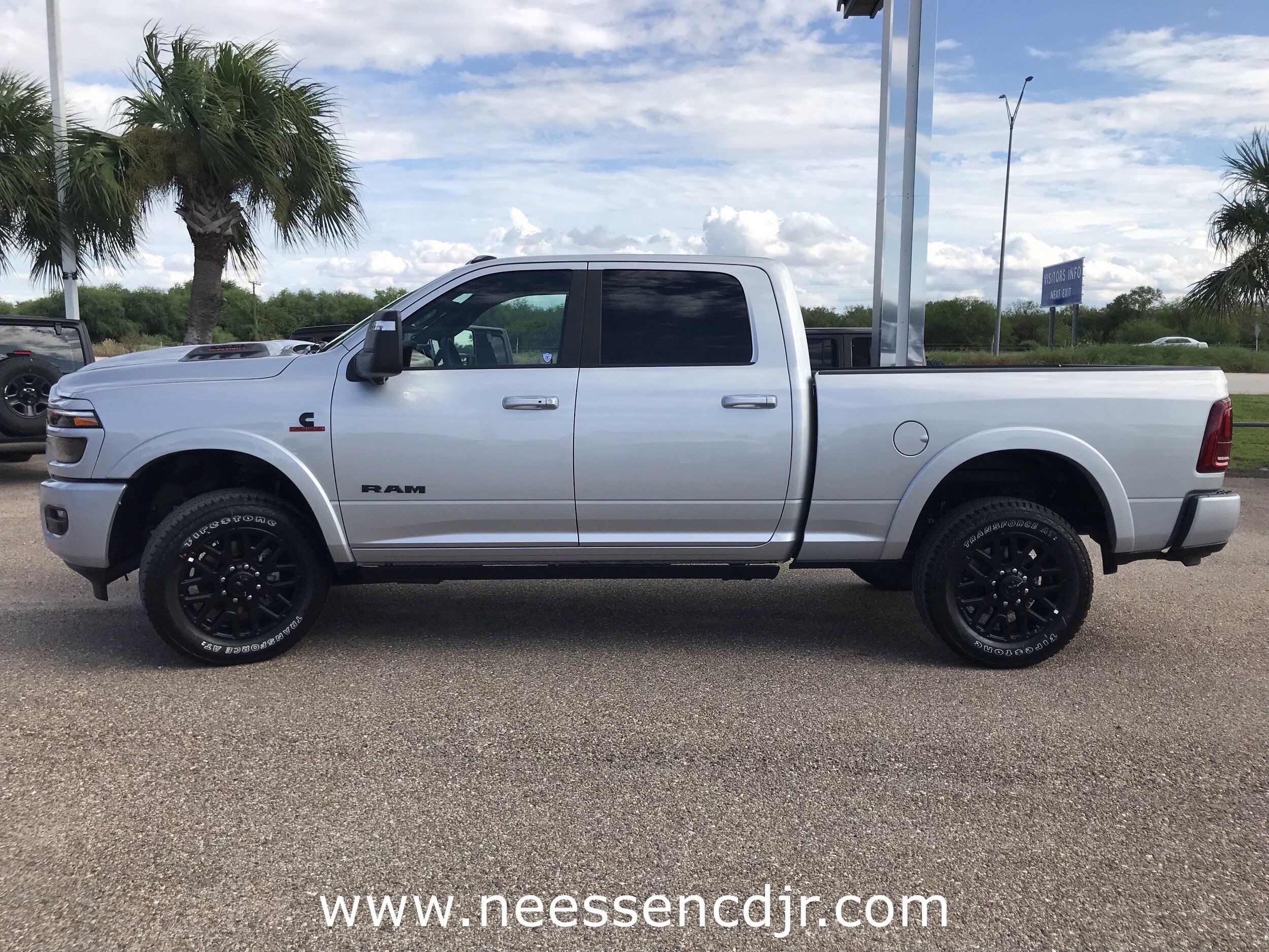 2026 Ram 3500 Limited photo 4