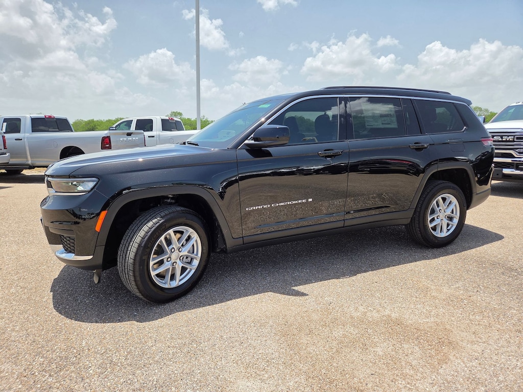 New 2026 Jeep Grand Cherokee L LAREDO X 4X2 Sport Utility