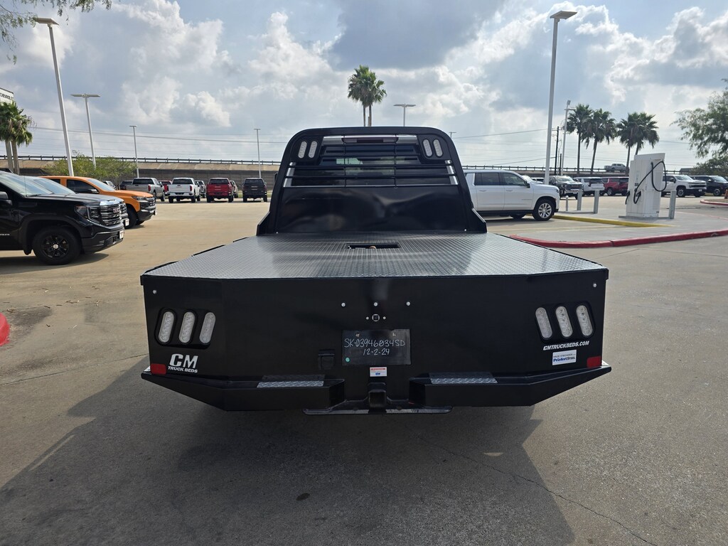 Used 2025 Chevrolet Silverado 3500 HD Chassis Work Truck Truck Crew Cab