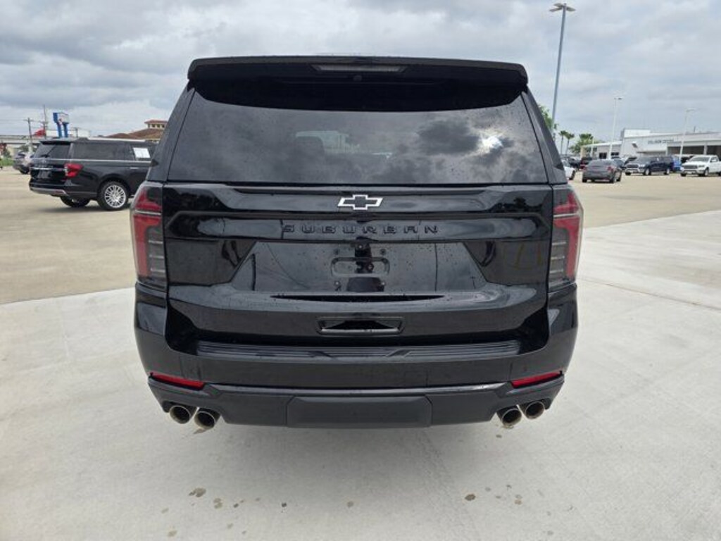 Used 2025 Chevrolet Suburban Z71 SUV