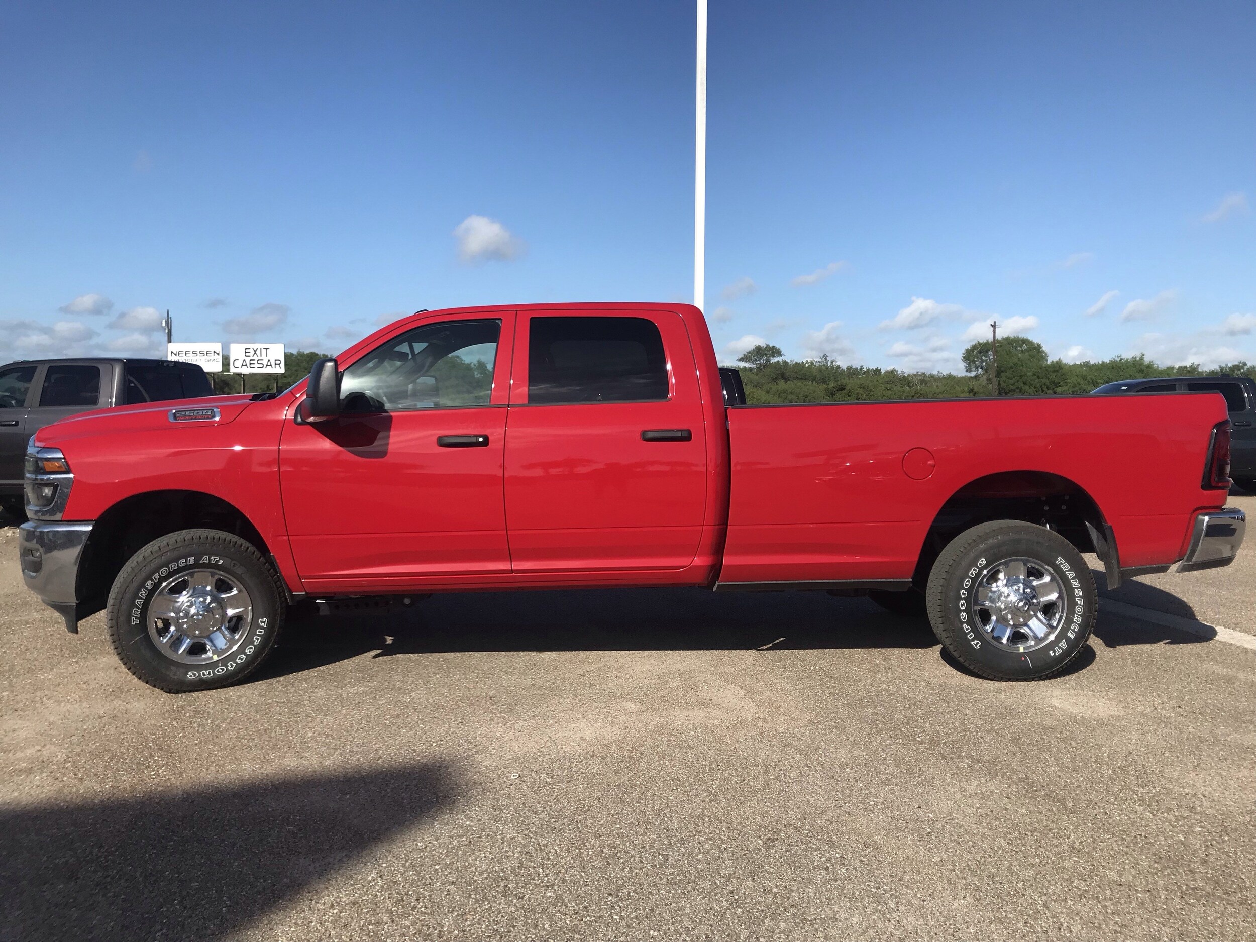 2026 Ram 2500 Tradesman photo 2