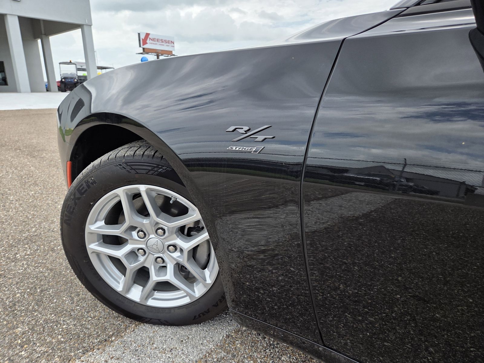 2025 Dodge Charger Daytona R/T - Photo 11