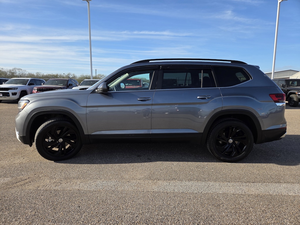Used 2022 Volkswagen Atlas 3.6L V6 SE w/Technology SUV