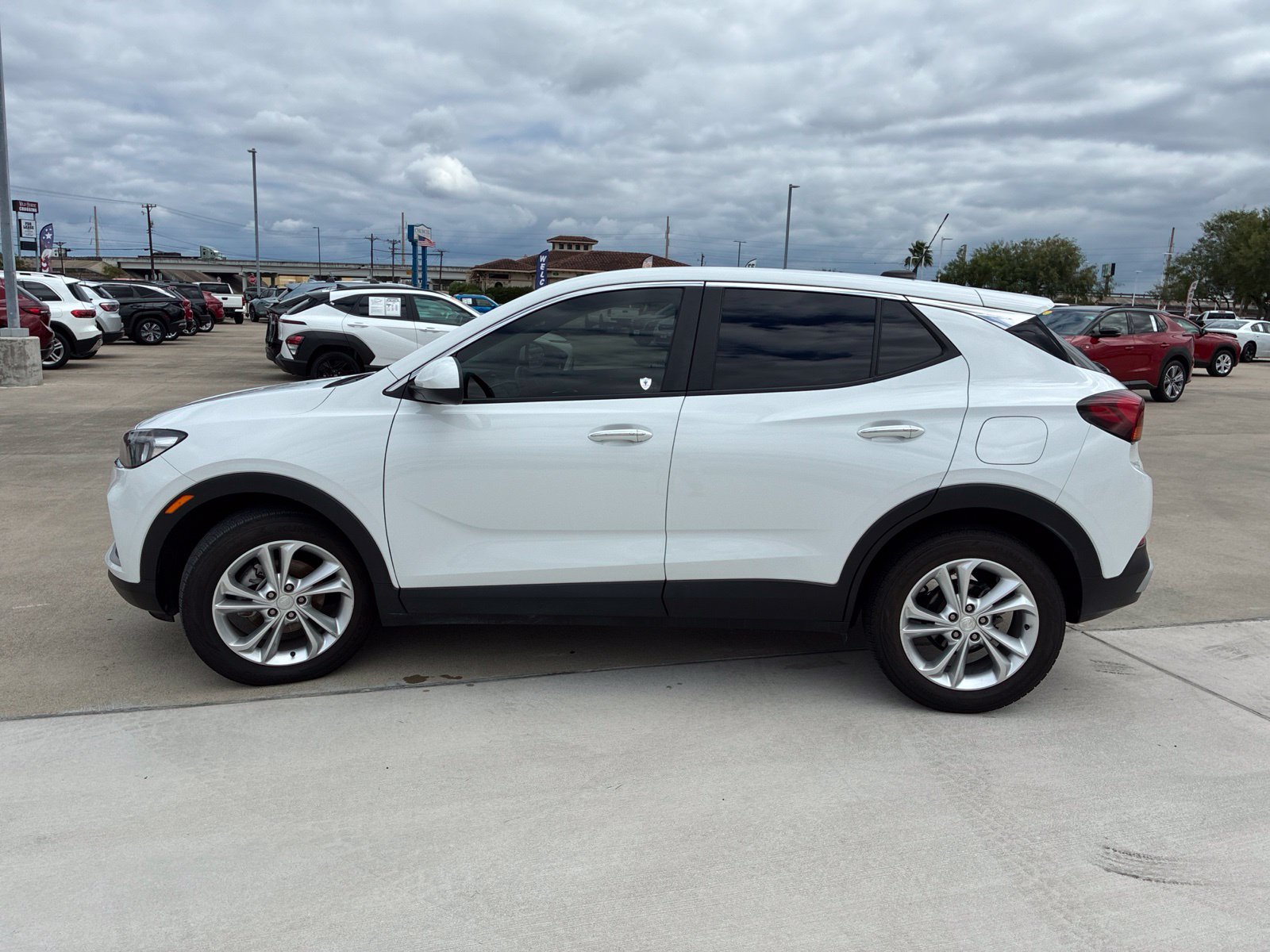 Used 2023 Buick Encore GX Preferred SUV