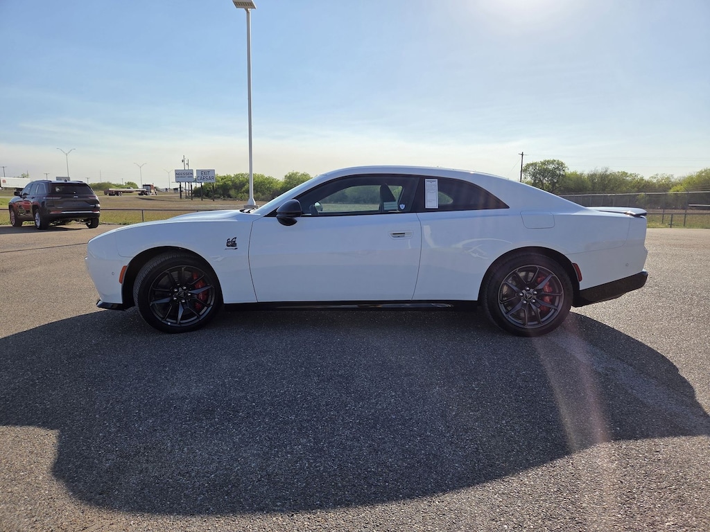 New 2024 Dodge Charger DAYTONA SCAT PACK AWD Coupe