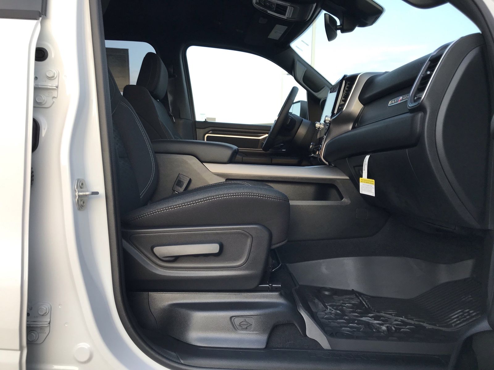 2026 RAM 1500 Big Horn/Lone Star - Photo 19